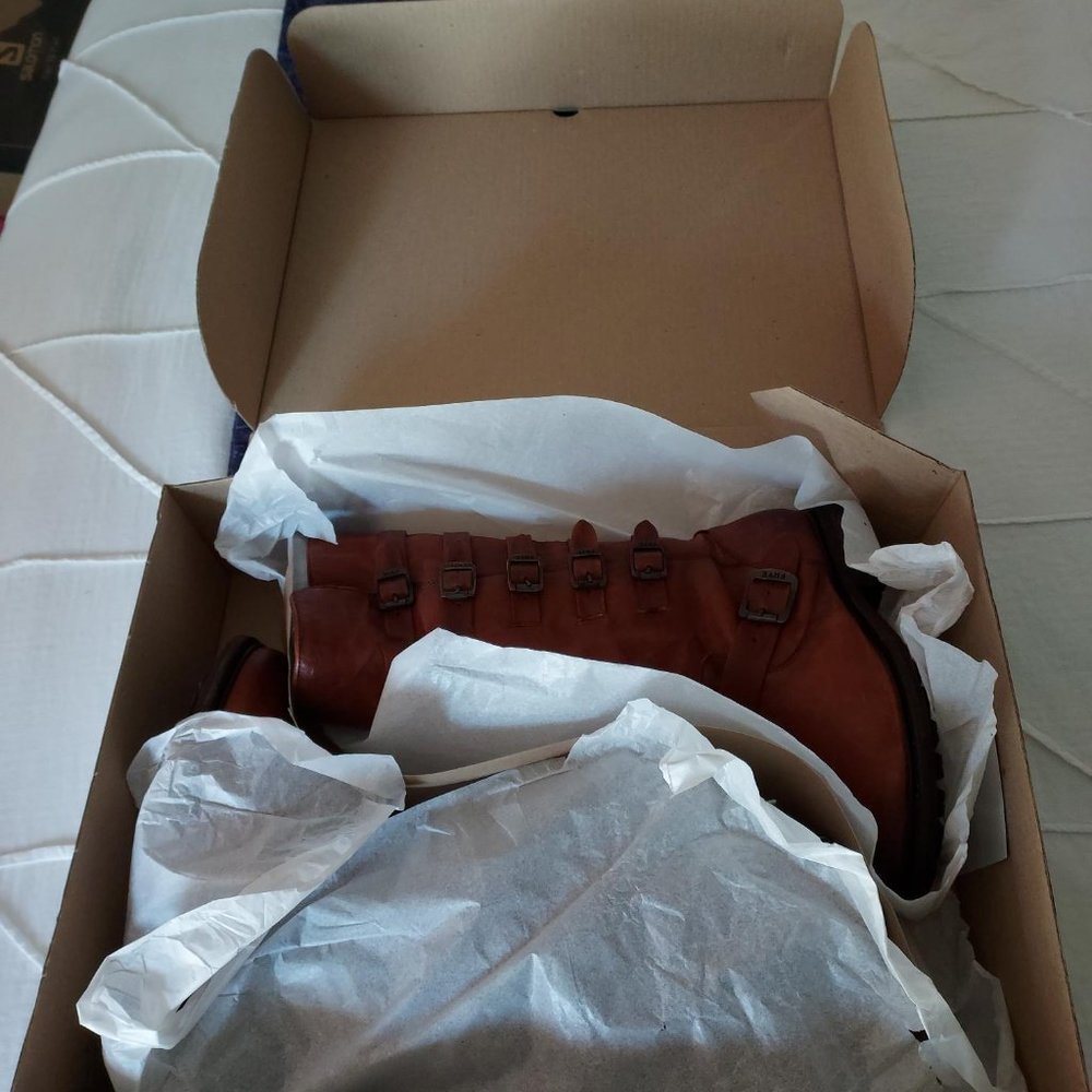 NIB Frye Valerie tall belted boots, cognac, fully fur lined!  8.5 (more like 8) - Picture 10 of 13